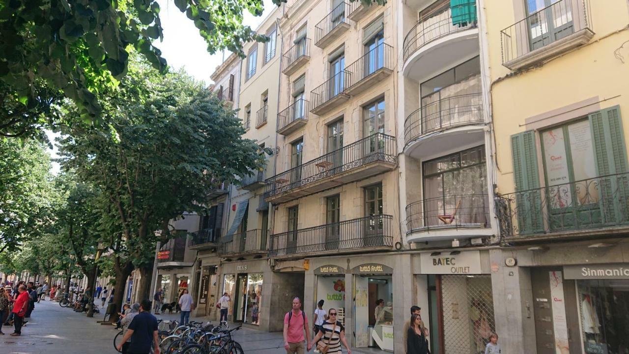 Bravissimo Rambla Eiffel Bridge 2 Apartment Girona Bagian luar foto